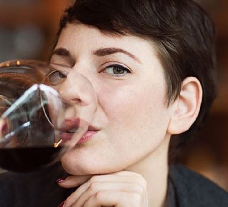  Frau trinkt Wein Bildquelle: Deutsches Weininstitut